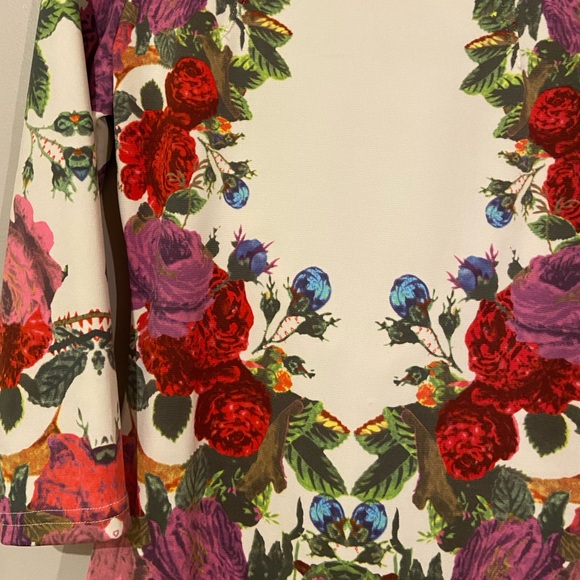 H&M Floral Dress with partial open back - Picture 9 of 10
